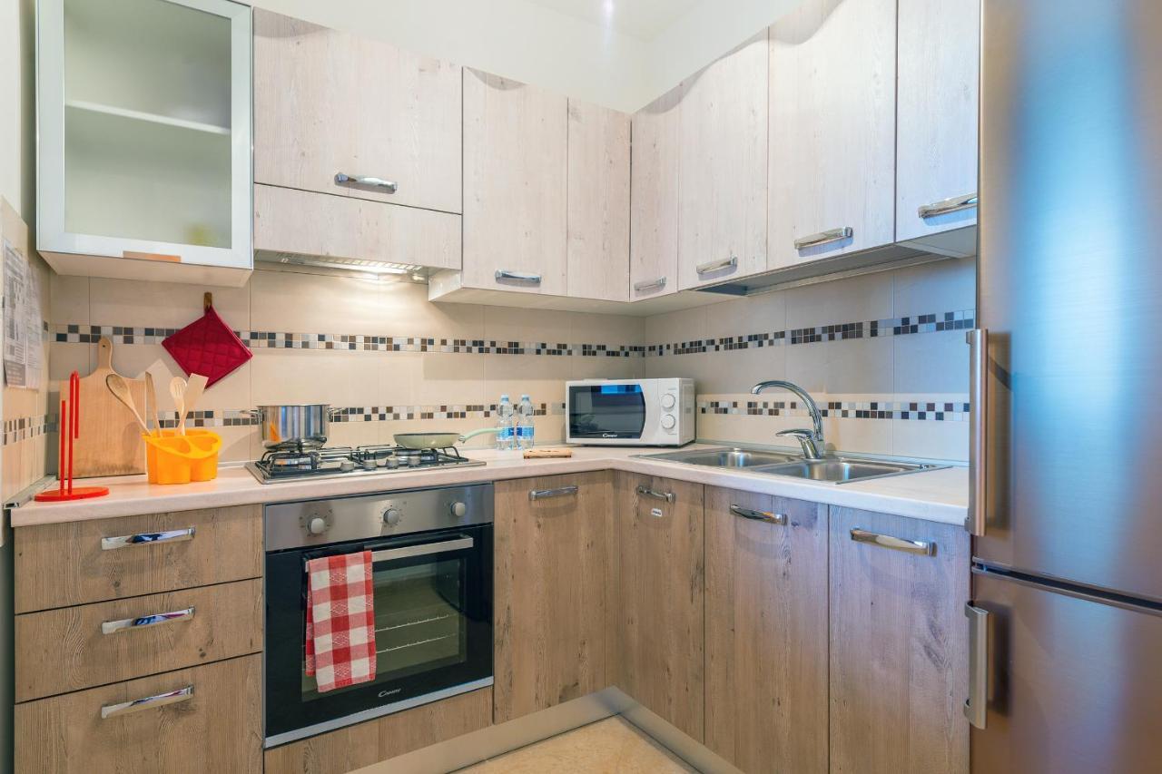 Goodstay Archimede Apartment ليتشي المظهر الخارجي الصورة